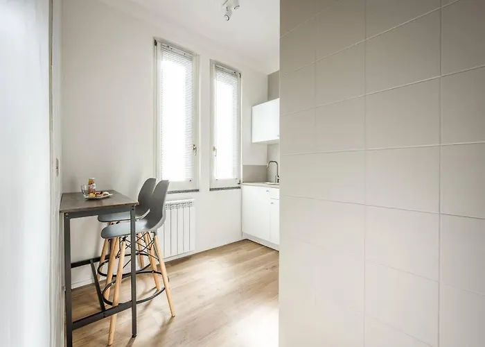 Cucchiari 8c * 모데나